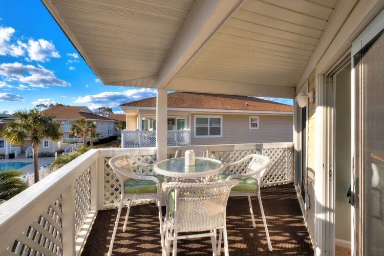 2 Bedrooms Apartment with balcony