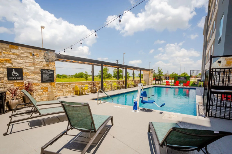 Tru by Hilton Pflugerville, TX