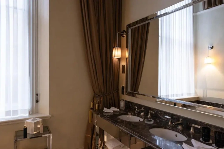Grand Junior Suite