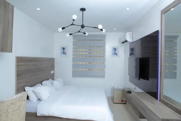 YP George Hotel and Suites Lekki