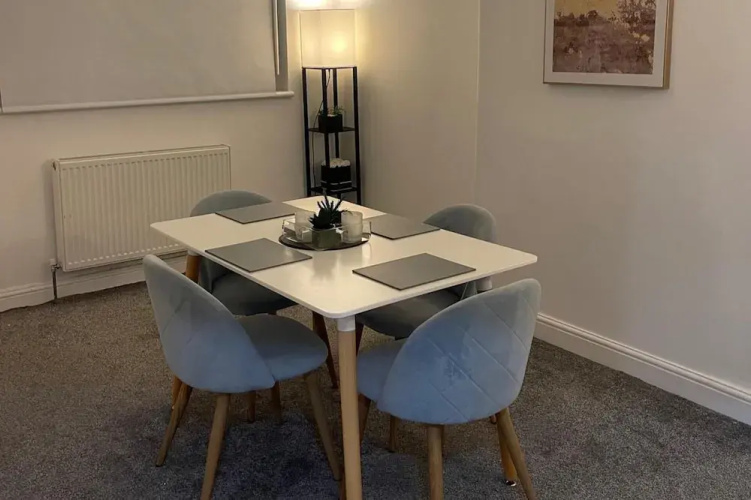Privategarden- Freeparking- wd- 2br- Wifi