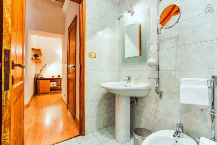 Lovely and Spacious 2 bed Flat in a Great Area