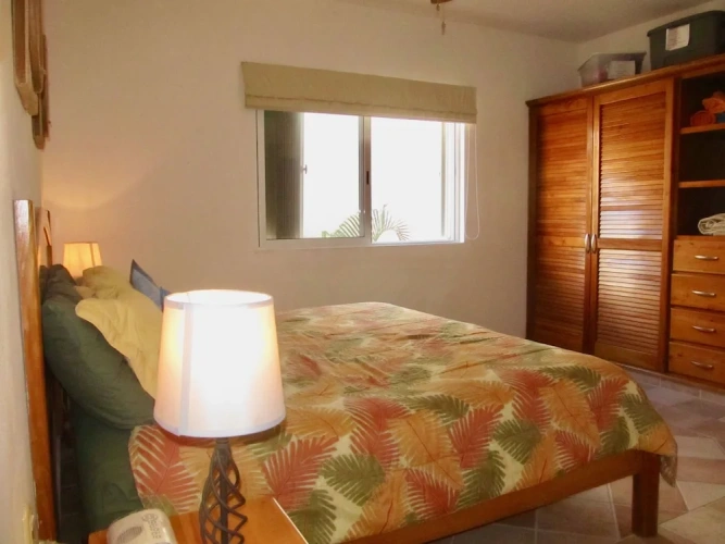 3 Bedrooms Standard Family room with balcony