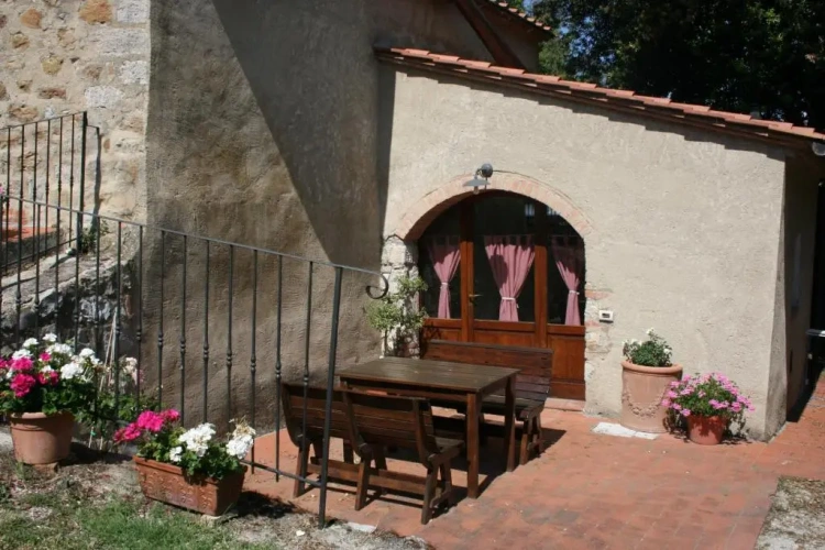1 Bedroom Duplex Apartment