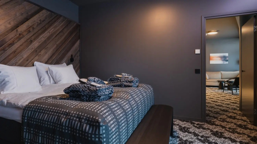 Deluxe Suite