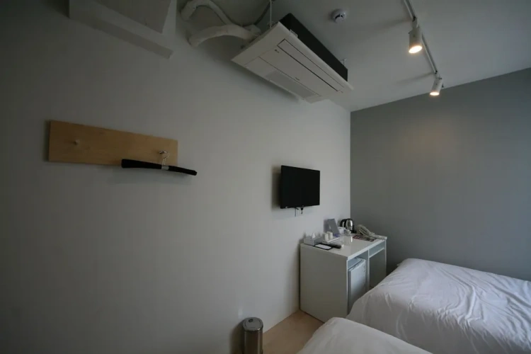 Standard Twin Family room