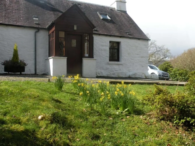 2 Bedrooms Cottage