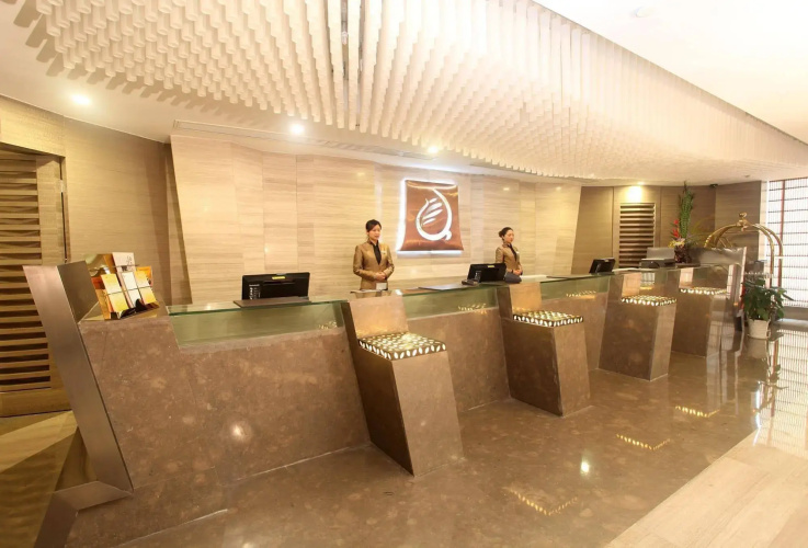 Phoenix Jinghua Hotel