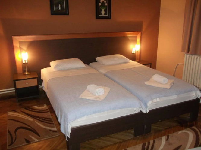Hotel Vila Silia