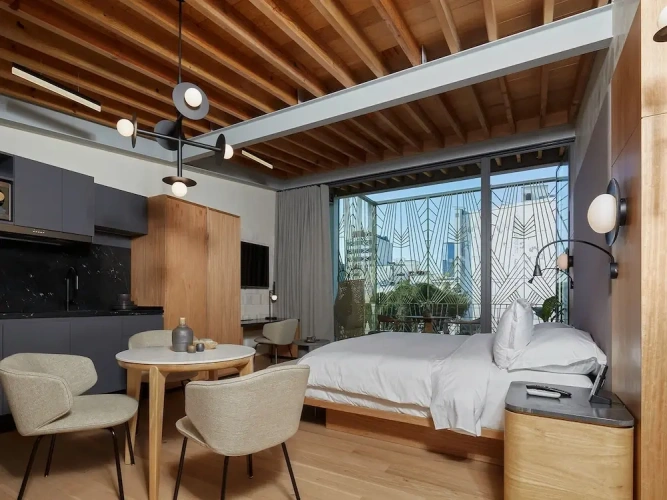 Premium Double Suite with balcony and with city view