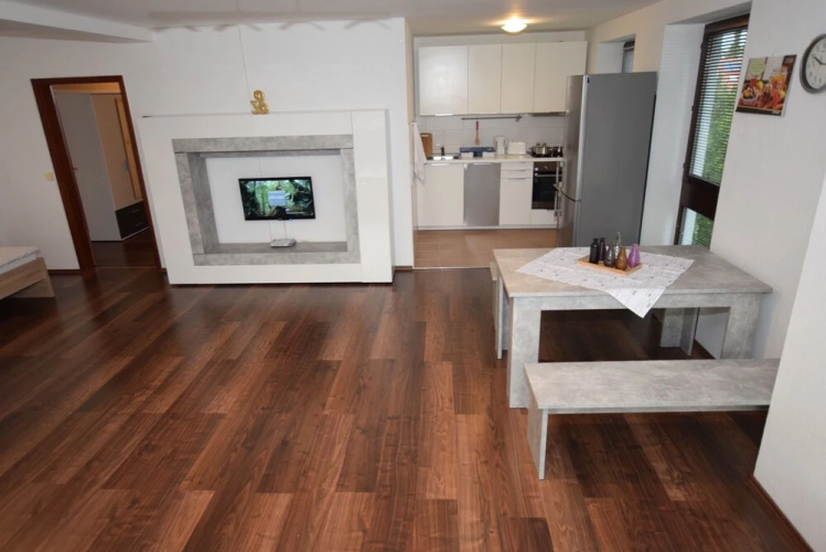 Ab Apartment 55