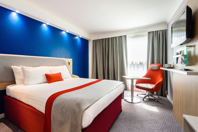Holiday Inn Express Portsmouth - Gunwharf Quays photo 7