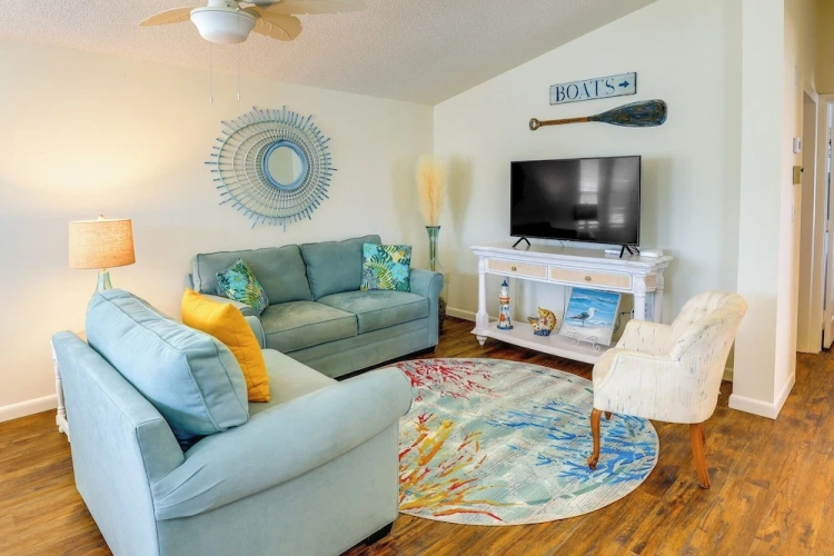 2 Bedrooms Cottage