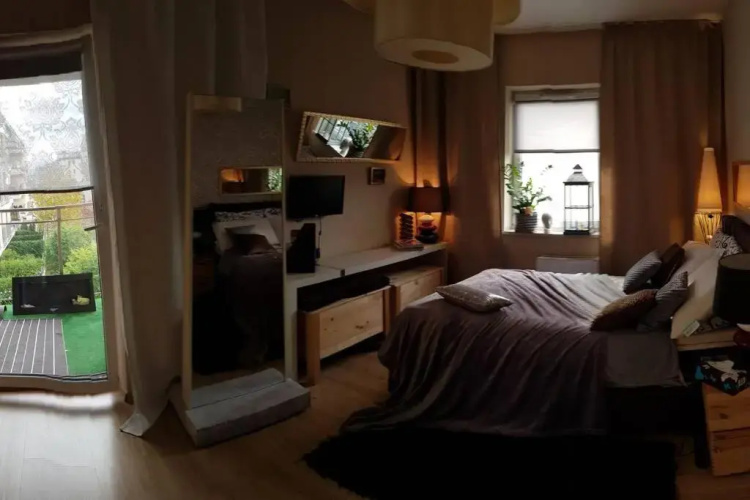 Warsaw King Size Apartment