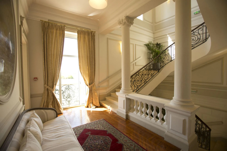 Chateau Grattequina