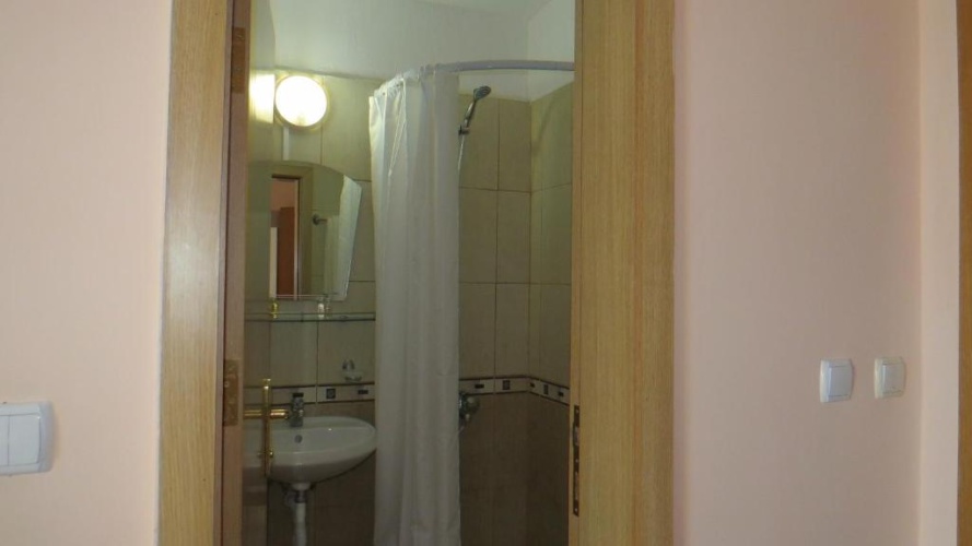 1 Bedroom Double Apartment