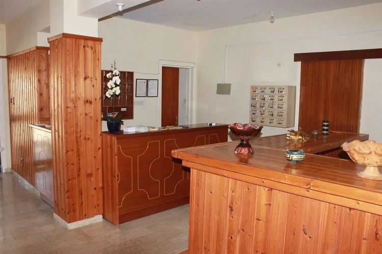 Florea Htl Apts