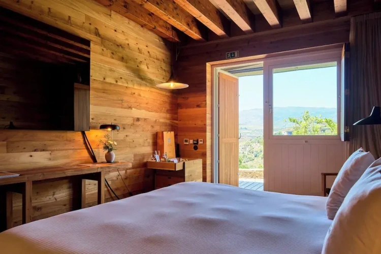 Superior Attic room