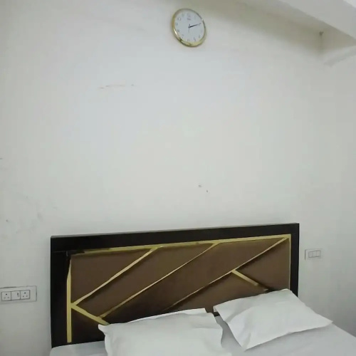 Awadh Biharee Inn