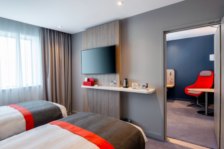 Holiday Inn Express London Heathrow T4 photo 6