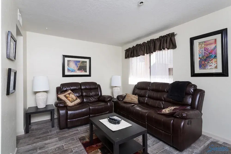 Cliffs in Surprise By Signature Vacation Rentals
