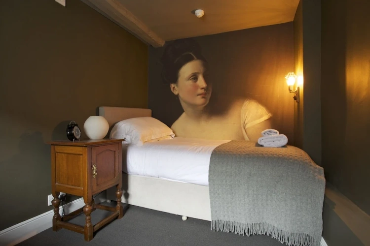 Classic Single room