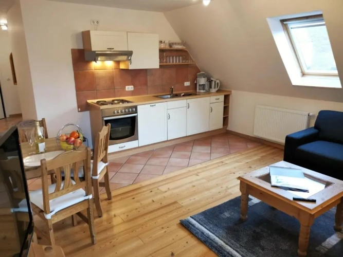 2 Bedrooms Apartment
