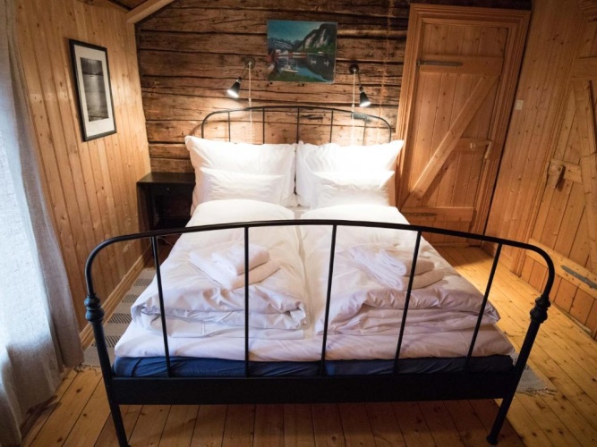 1 Bedroom Comfort Cabin