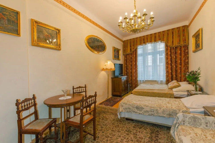 Metropolitan Apartments