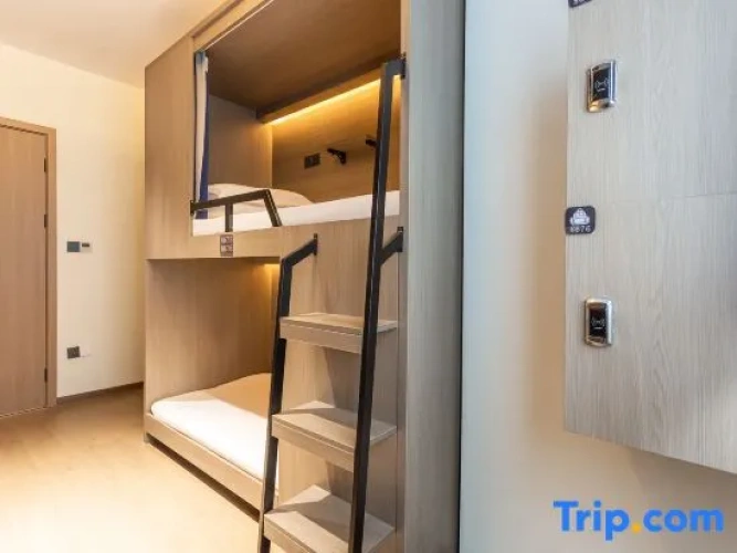 Bed in Dorm (female dorm)