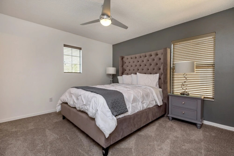 8489 Oasis Key Cove