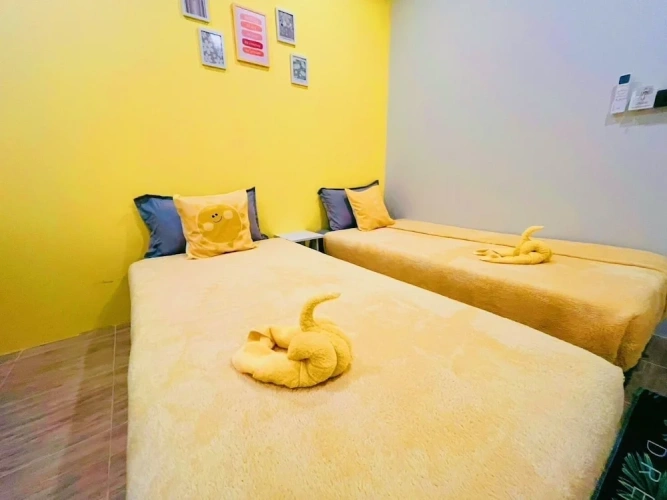Standard Twin room with balcony