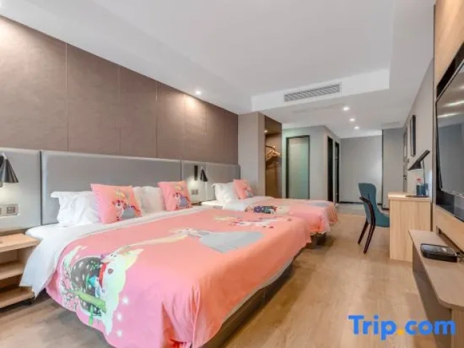 Standard Twin Family room