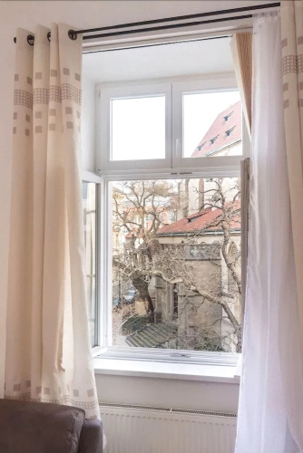 Spasious Apartment in Prague