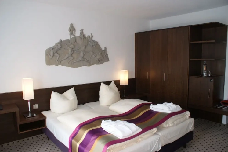 Comfort Double room with balcony and with partial view