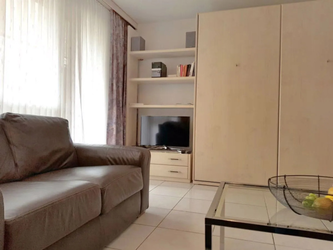 Apartment Roger Lommel 10120