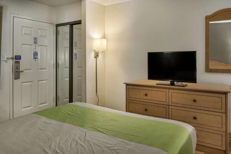 Studio 6 Extended Stay - Ocean Springs, MS