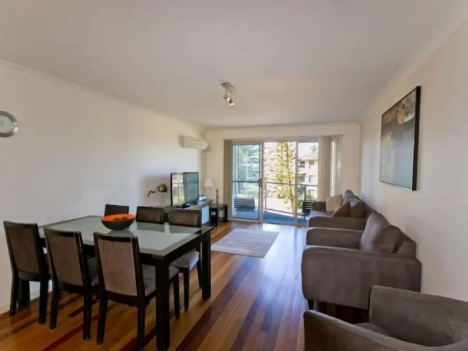 2 Bedrooms Apartment with balcony