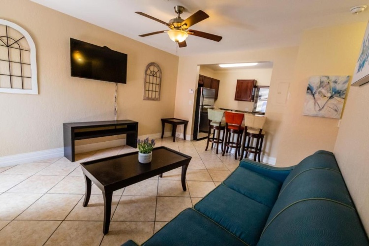 2 Bedrooms Suite
