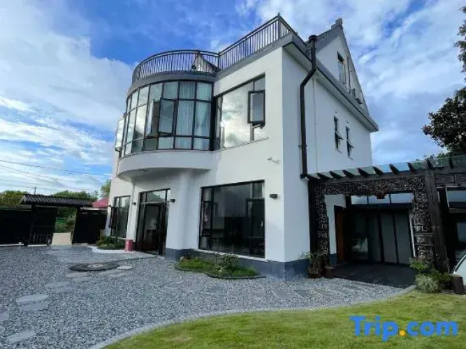 Yueyingju Homestay