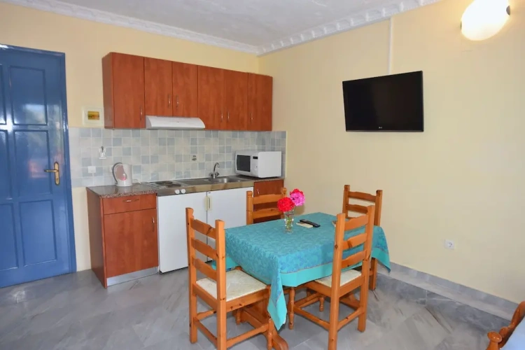 1 Bedroom Apartment with balcony and with view