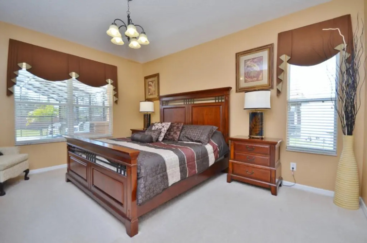 406 Solana 6 Bedrooms, 3 Bathrooms