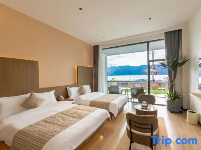 Deluxe Twin room with sea view