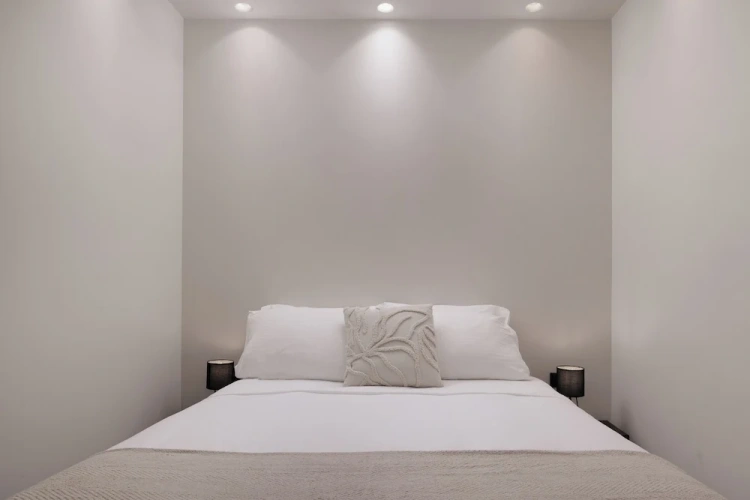 2 Bedrooms Comfort Apartment with balcony and with sea view