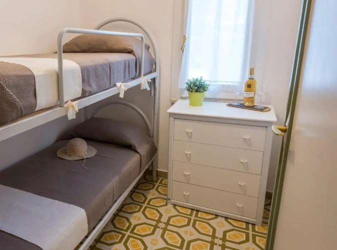 2 Bedrooms Villa