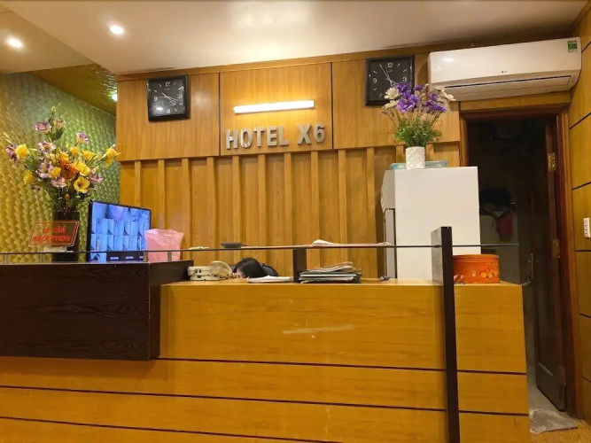 X6 Hotel