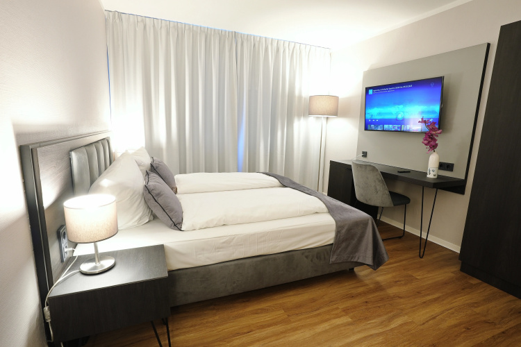 B99 Hotel