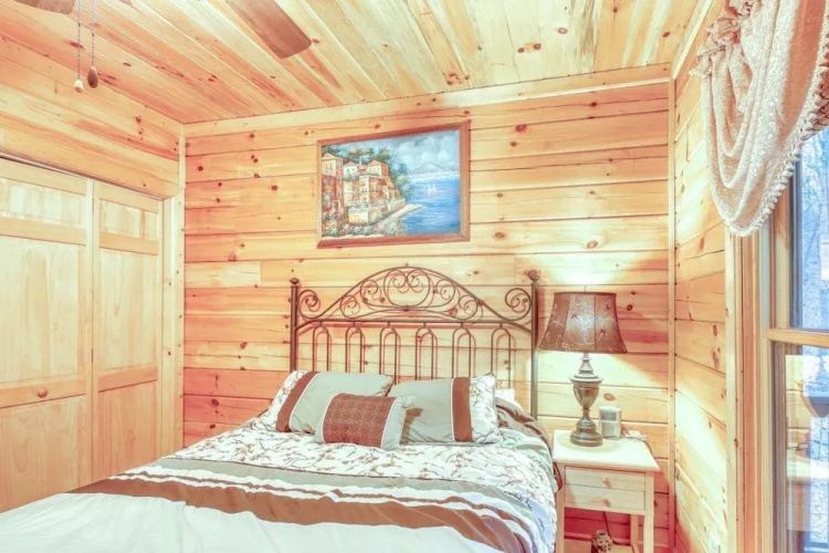 The Bella Rose Retreat