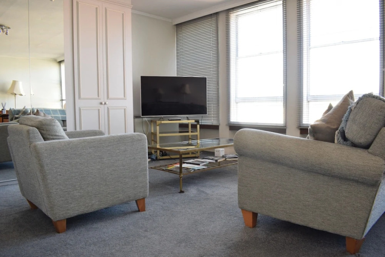 Studio Flat For 2 in Westminster