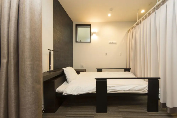 Ryoma Nishiooi I - Hostel